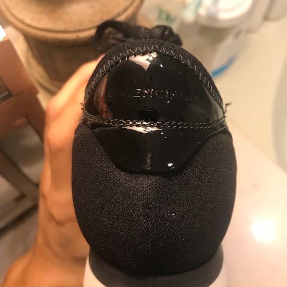 balenciaga silver race runner